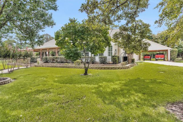 235 Caravella Court, Livingston, TX 77351