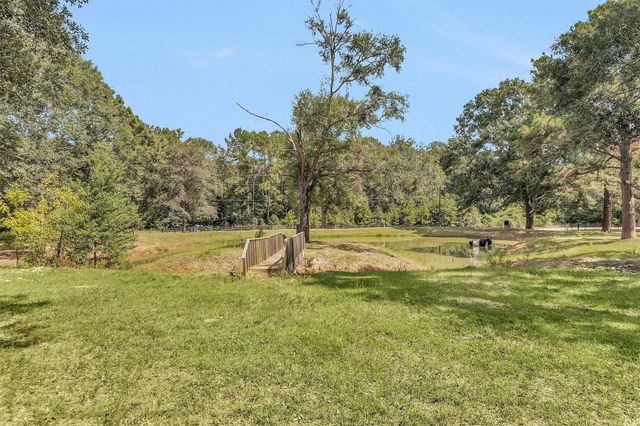 235 Caravella Court, Livingston, TX 77351