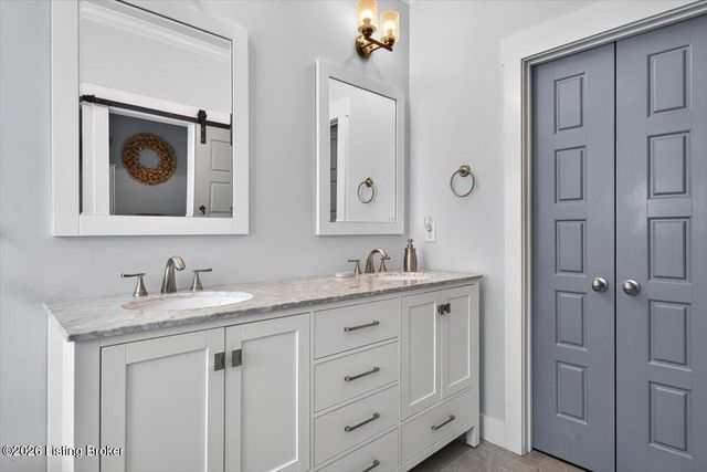 3914 Jefferson Park Pl, Jeffersontown, KY 40299