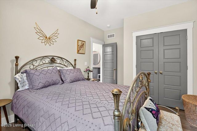 3914 Jefferson Park Pl, Jeffersontown, KY 40299