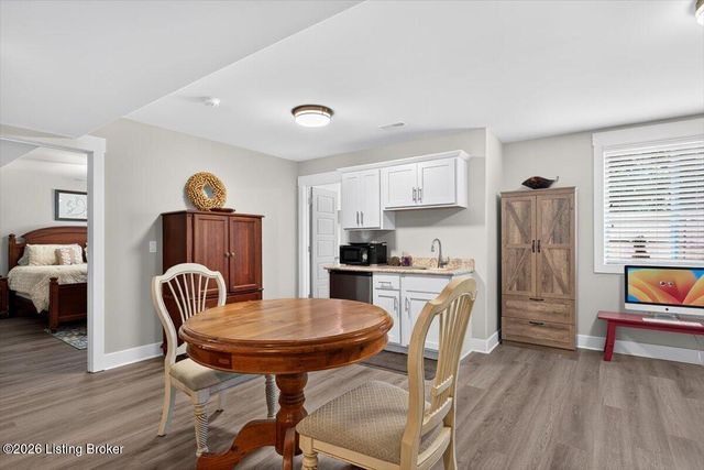3914 Jefferson Park Pl, Jeffersontown, KY 40299