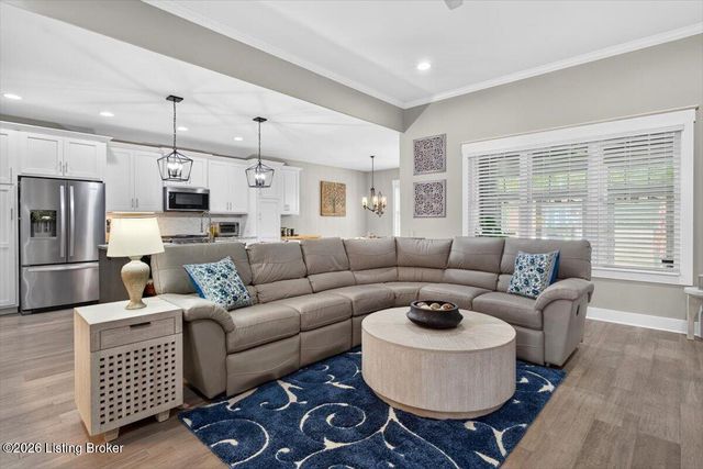 3914 Jefferson Park Pl, Jeffersontown, KY 40299