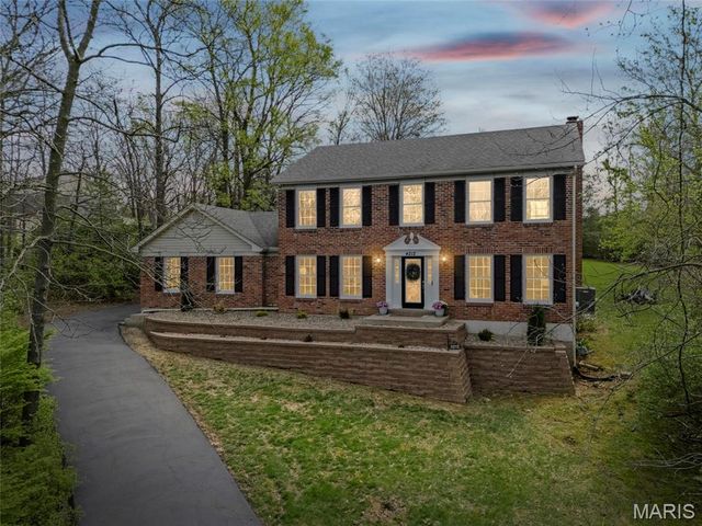 4212 Weatherton Place, St Charles, MO 63304