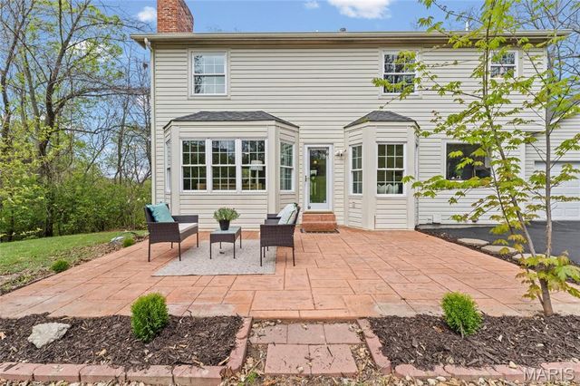 4212 Weatherton Place, St Charles, MO 63304