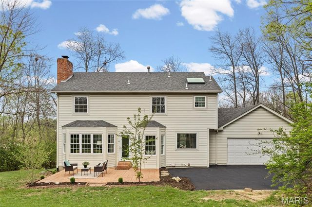 4212 Weatherton Place, St Charles, MO 63304