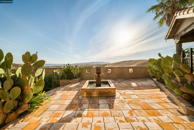 1615 Lawrence Rd, Danville, CA 94506