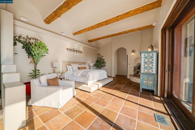 1615 Lawrence Rd, Danville, CA 94506