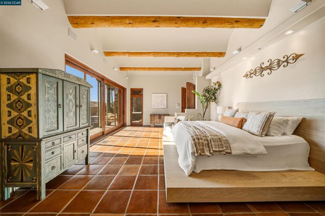 1615 Lawrence Rd, Danville, CA 94506