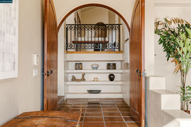 1615 Lawrence Rd, Danville, CA 94506