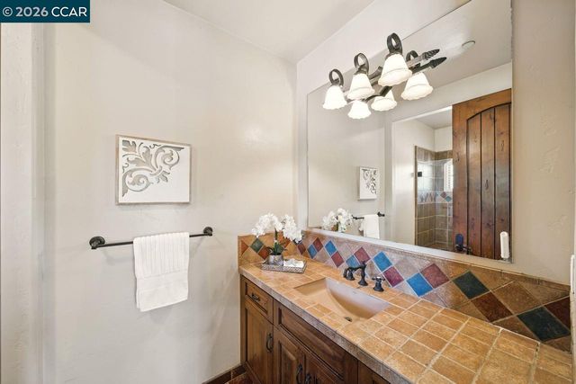 1615 Lawrence Rd, Danville, CA 94506