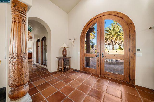 1615 Lawrence Rd, Danville, CA 94506