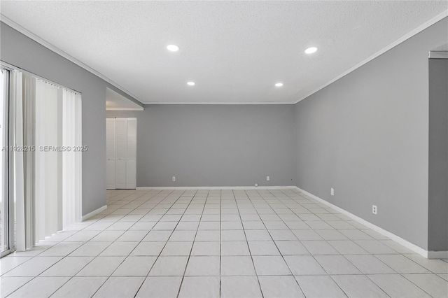 5850 NW 57th Ave 1, Tamarac, FL 33319