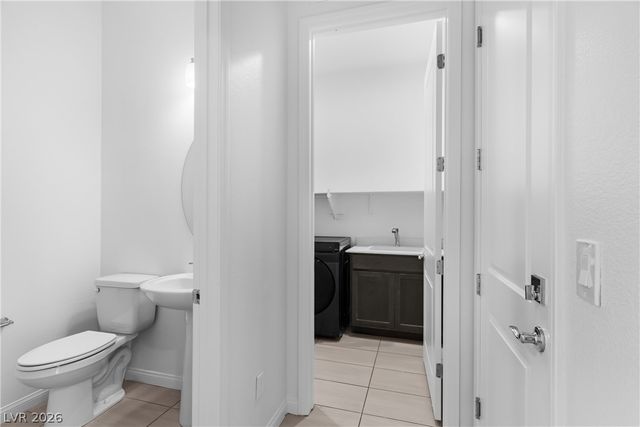 557 Comodo Street, Henderson, NV 89011