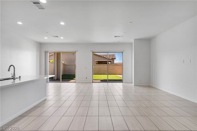 557 Comodo Street, Henderson, NV 89011