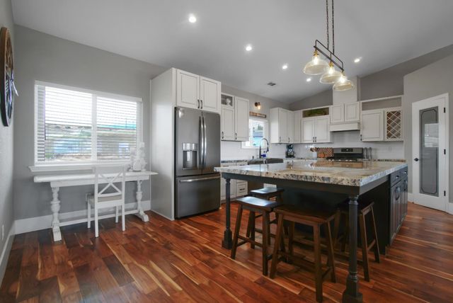 7991 S Shingle Rd, Shingle Springs, CA 95682