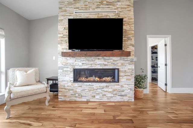 7991 S Shingle Rd, Shingle Springs, CA 95682