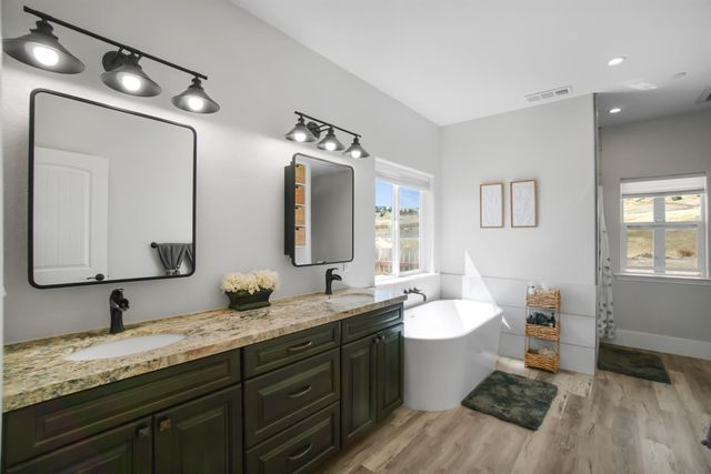 7991 S Shingle Rd, Shingle Springs, CA 95682