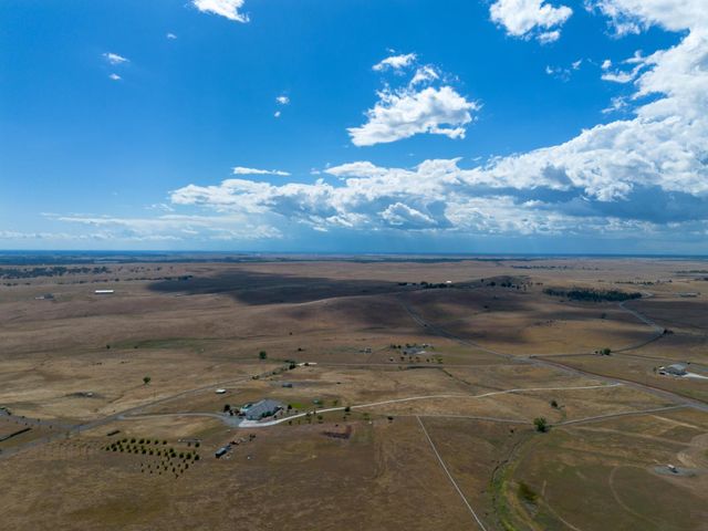7991 S Shingle Rd, Shingle Springs, CA 95682