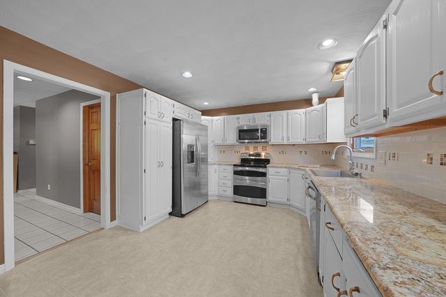498 Olde Mill Drive, Westerville, OH 43082