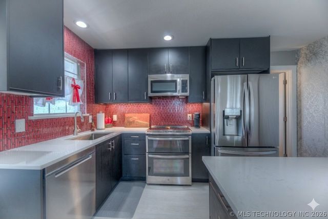 2532 W Skyview Lane, Cleveland, OK 74020