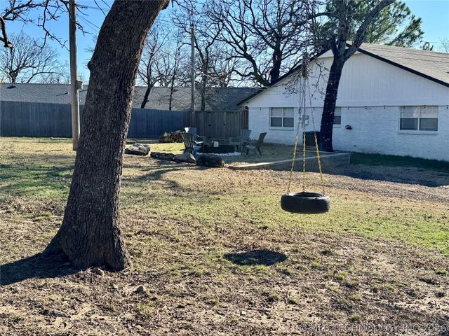 2532 W Skyview Lane, Cleveland, OK 74020