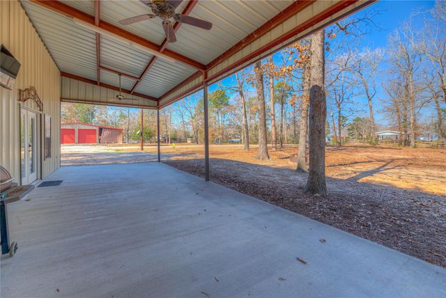 51 Roatan Drive, Point Blank, TX 77364