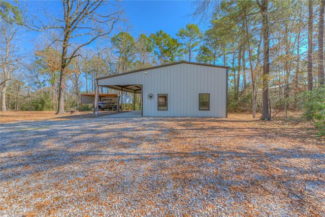 51 Roatan Drive, Point Blank, TX 77364