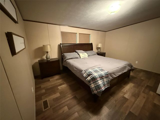 271 County Road 3604, Saltillo, TX 75478