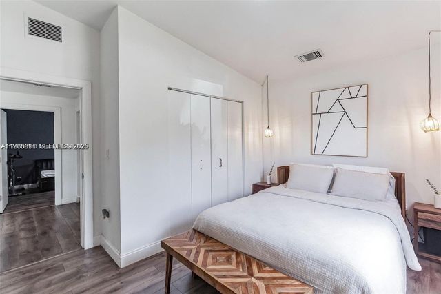 944 NW 64th St, Miami, FL 33150