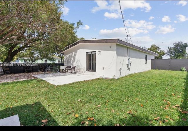 944 NW 64th St, Miami, FL 33150
