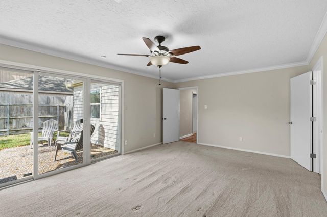 10331 Lynbrook Hollow Street, Houston, TX 77042