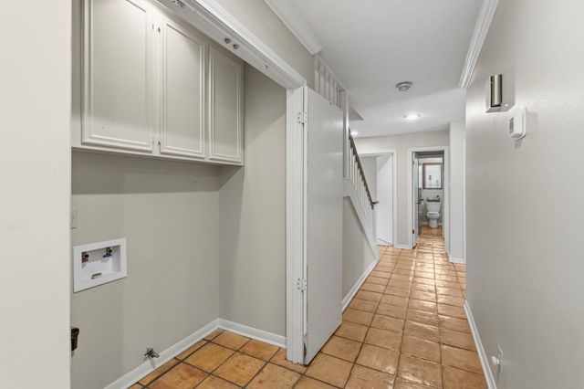 10331 Lynbrook Hollow Street, Houston, TX 77042