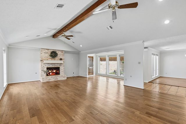 10331 Lynbrook Hollow Street, Houston, TX 77042