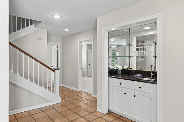 10331 Lynbrook Hollow Street, Houston, TX 77042