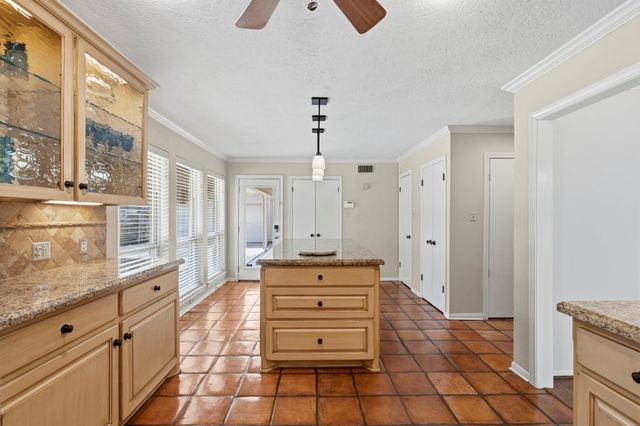 10331 Lynbrook Hollow Street, Houston, TX 77042