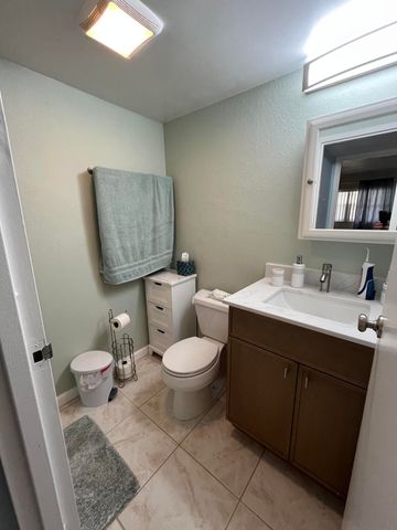 161 Saxony D, Delray Beach, FL 33446