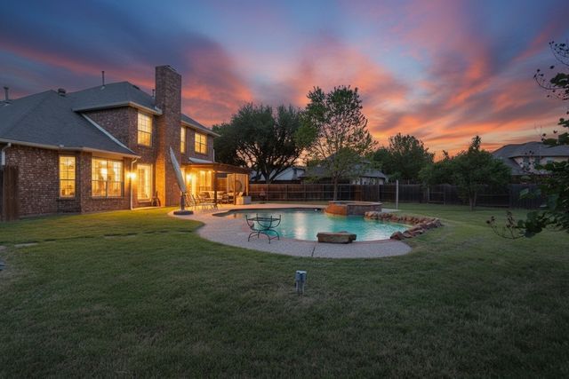 2300 Pinehurst Drive, Flower Mound, TX 76028