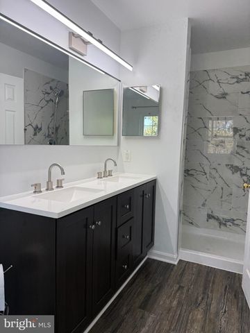 3969 CRESSIDA PL, Woodbridge, VA 22192