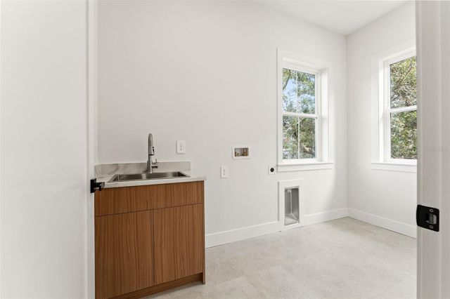 10198 HODSON PLACE, Seminole, FL 33776