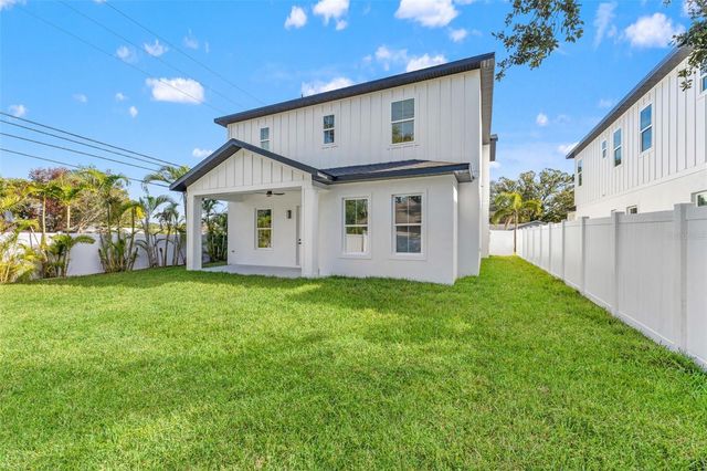 10198 HODSON PLACE, Seminole, FL 33776