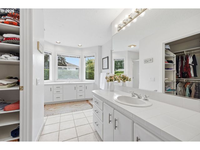 31110 Sw COUNTRY VIEW Loop, Wilsonville, OR 97070