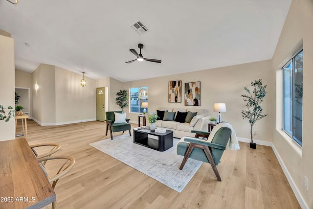 7846 W SOLANO Drive, Glendale, AZ 85303