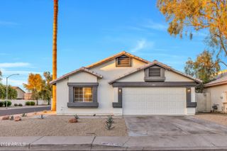 7846 W SOLANO Drive, Glendale, AZ 85303