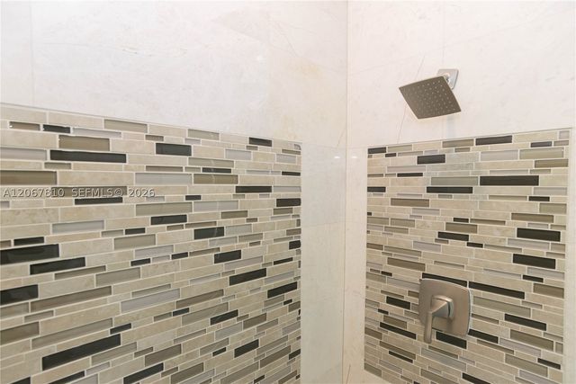 3799 Lancewood Dr, Coral Springs, FL 33065