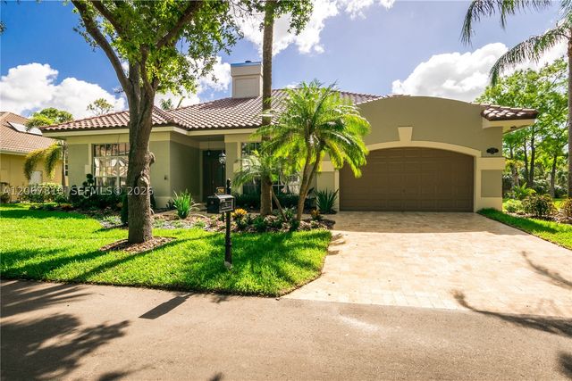 3799 Lancewood Dr, Coral Springs, FL 33065