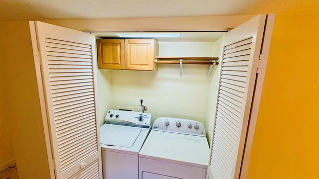 7030 Half Moon Circle 121, Hypoluxo, FL 33462
