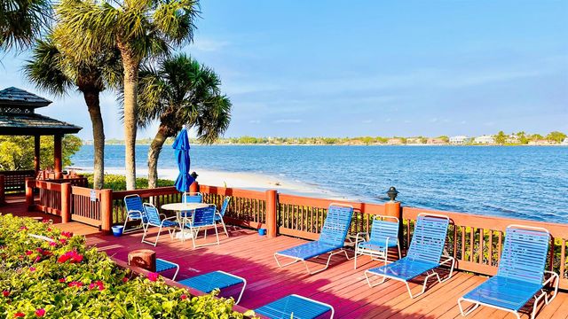 7030 Half Moon Circle 121, Hypoluxo, FL 33462