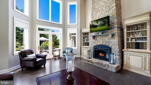 3555 BURNT HOUSE HILL RD, Doylestown, PA 18902