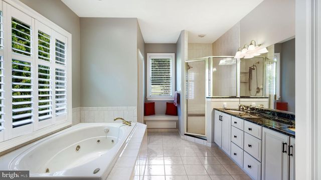 3555 BURNT HOUSE HILL RD, Doylestown, PA 18902