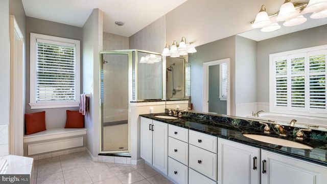 3555 BURNT HOUSE HILL RD, Doylestown, PA 18902